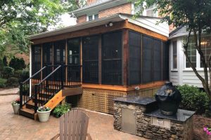 What You Need to Know About Three-Season Rooms