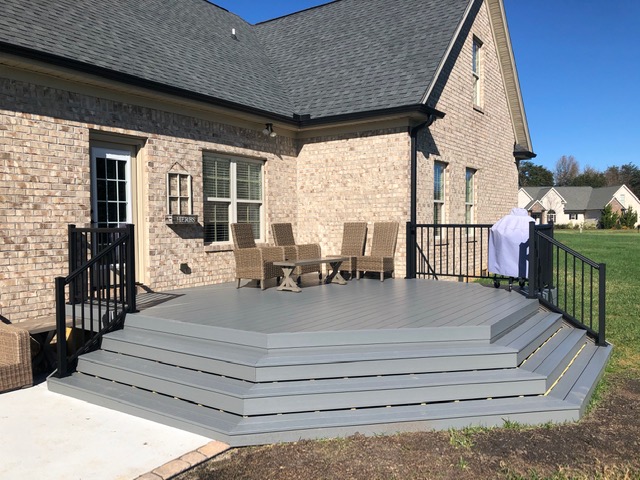 Composite Decks Vs. Wooden Decks